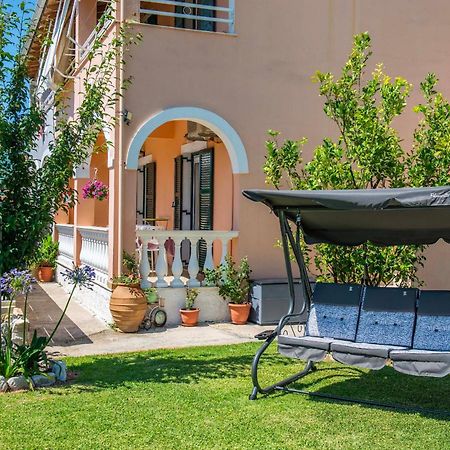 Zoe Boutique Apartment Acharavi  Exterior photo
